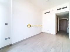 Elegant Studio | Unfurnished | Vacant & Ready