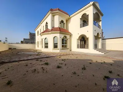 Luxury 5BRVilla I Family Friendly I Al Mizhar 3