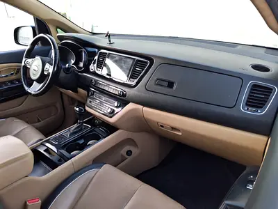 صورة 9 لـ 2017 KIA GRAND CARNIVAL