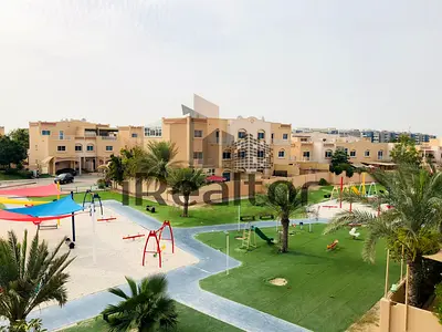 Big and Spacious 5 Bed Villa with Garden | Well Maintained | For SALE