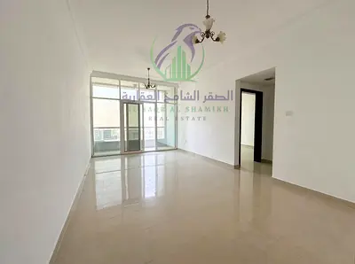شقة غرفة وصالة للإيجار السنوي في الزخرافة الأولى غرفة ماستر حمامان بلكونة إطلالة مفتوحة مساحة واسعة وباركينغ ومسبح وجيم