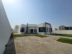 Elegant 5BR Villa | Huge Layout | Family Home