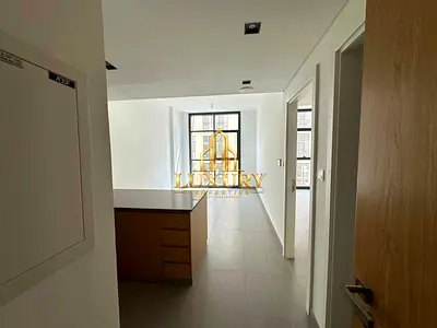 Hot Rental Deal | Unfurnished 1 Bedroom Apartment in Al Mamsha
