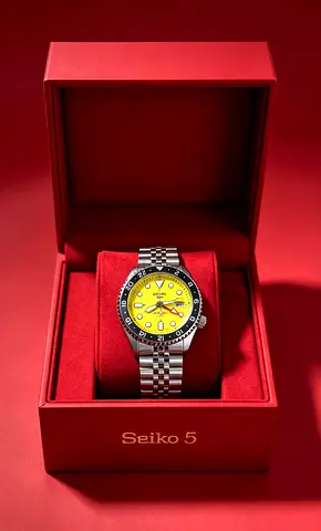 Seiko 5 GMT Automatic Master Quality Watch