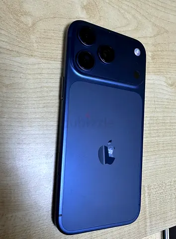 I phone 17 pro Max 256 GB - Blue - TDRA