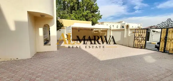 Spacious & Bright 5-BedRoom Prime Location Ready To Move Villa
