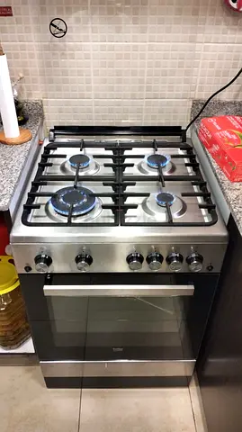 Beko 4 burner full gas cooker latest model model same like new condition