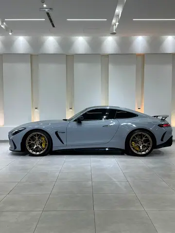 2026 Mercedes-BENZ AMG 照片 8