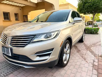 صورة 3 لـ 2017 Lincoln MKC