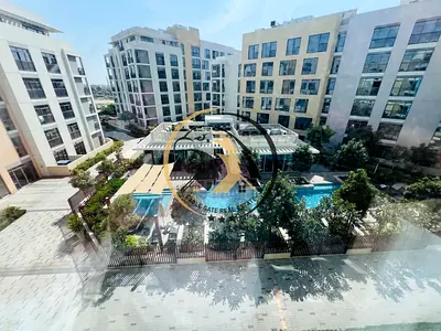 FULLY FURNISHED 2 BHK AVAILABLE IN COMMUNITY| LUXURY LIFE STYLE | WITH ALL AMENITIES