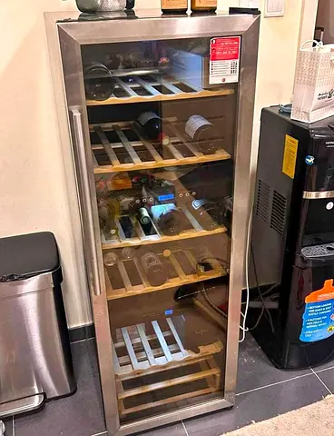 Hoover Dual Temperature Wine Fridge