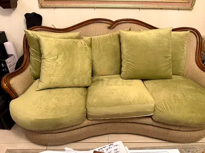 Sofa set with centre table