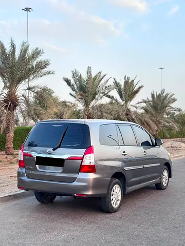 صورة 4 لـ 2015 Toyota INNOVA