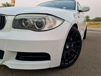 صورة 3 لـ 2013 BMW 1-SERIES