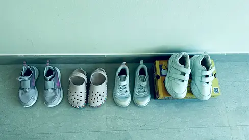 Lot of 5 pairs of kids shoes - sizes for toddlers/young children, gently used