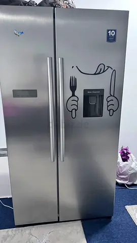 Hisense Side-by-Side Refrigerator 2-Door with Water Dispenser - Good Condition