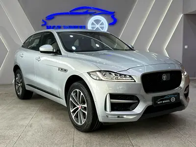 2019 Jaguar F-PACE — фото 2