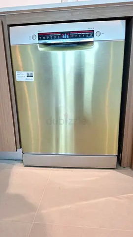 Bosch serie 4 dishwasher 3 rack new model WiFi system same like new condition