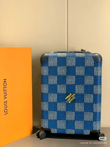 Louis vuitton Horizon 55 suitcase