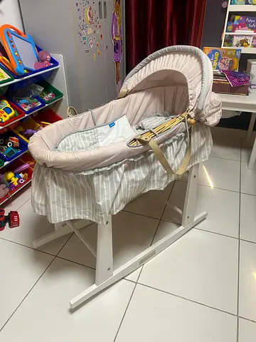 Baby Bassinet & Baby Swinger for Sale