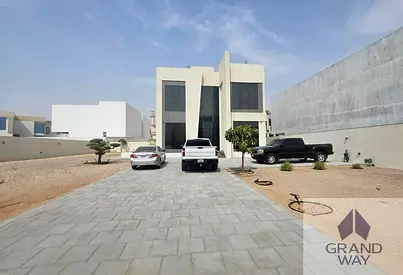 4BR Spacious Villa I Near to Petrol Station