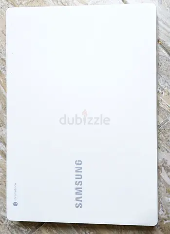 Brand NEW Samsung Galaxy Chromebook(10th GEN) Core i5_8 GB/256 GB+4K Display+Dual Camera+Builtin PEN