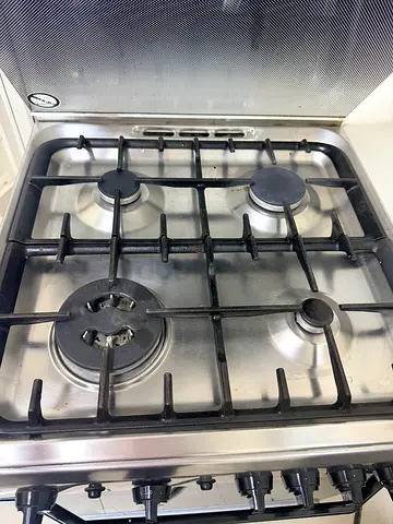Indesit 4 Burner Gas with microwave