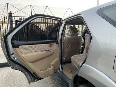 صورة 7 لـ 2015 Toyota FORTUNER