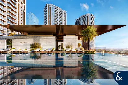 Ellington | Skyline Views | Prime Location
