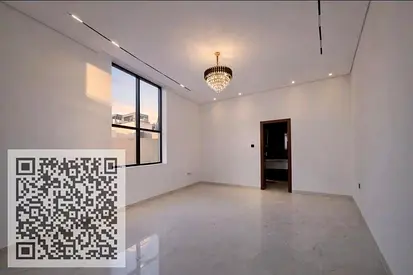 فيلا زاوية للبيع بموقع مميز بعجمان