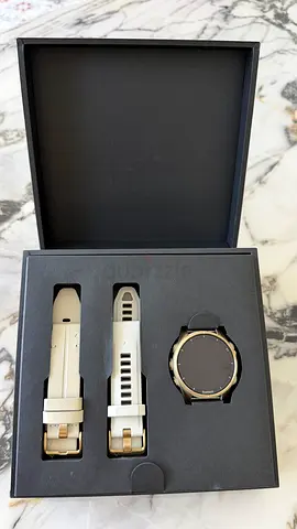 Garmin Fenix 8 43mm Premium AMOLED GPS Watch Box (Original Packaging) - Lightly Used only few days
