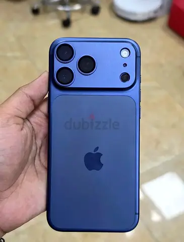 Apple iPhone17 pro max 512GB TDRA  (blue) - Good condition, dual ESIM