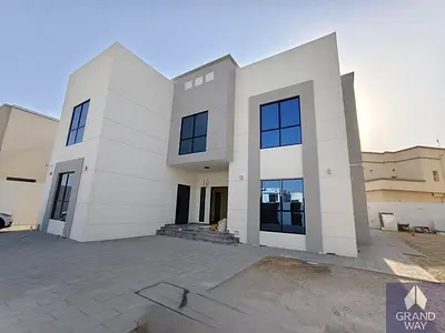 Brand New 5BR Villa | Big Garden | Luxury Living