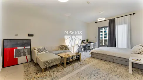 Modern Studio | Next to Park | Move In Ready