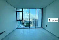 Vacant | Large Layout | Elegant Living