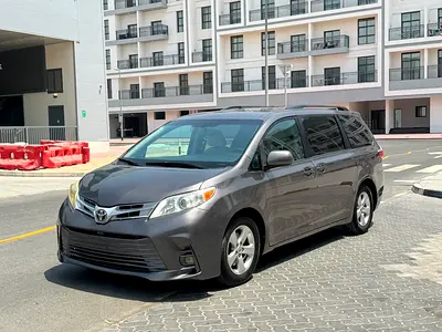 صورة 2 لـ 2016 Toyota SIENNA