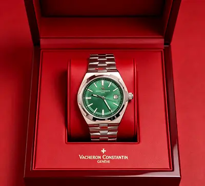 Vacheron Constantin Overseas Men's Master Quality Watch - Stainless Steel, Green Dial
