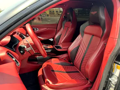 2023 Aston Martin DBX 缩略图 12