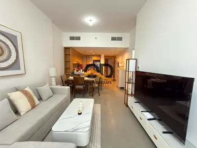 Gorgeous Furnished 1 bhk with 2 bath // Ready to move // Gym pool & Covered Parking