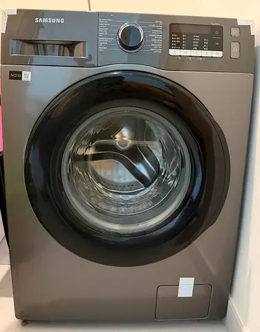 Samsung Front Load Washing Machine - Good Condition