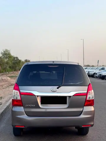 صورة 3 لـ 2015 Toyota INNOVA