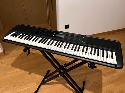 Piano Yamaha PSR-EW320