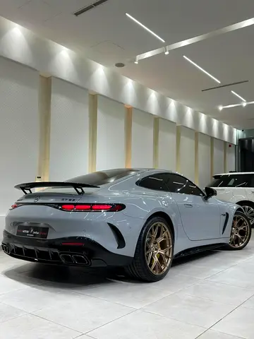 2026 Mercedes-BENZ AMG 照片 6