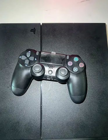 Ps4 1tb,brand new,all cables and games included.