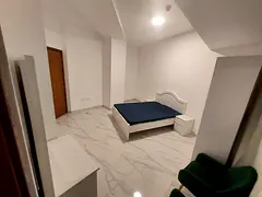 Family room in family appartment near to rta bus stop available