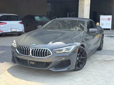 2022 BMW 8-SERIES photo 3