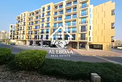 Price Drop - High Floor - West Building