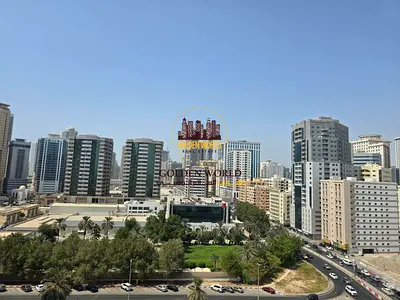 غرفتين وصالة بانوراما في التعاون، بلكونة كبيرة، ماستر، 3 حمامات، باركينغ، مخرج دبي مباشر، 15 يوم فري. 52 ألف سنوياً.
