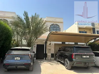 **فيلا فاخرة للإيجار السنوي في المويهات 2 | 5 غرف ماستر | موقع استراتيجي | 130 ألف درهم**