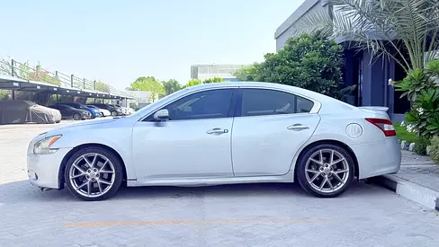 صورة 5 لـ 2010 Nissan MAXIMA